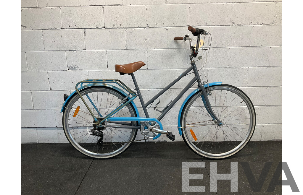Blue and Gray Bike 7 Speed