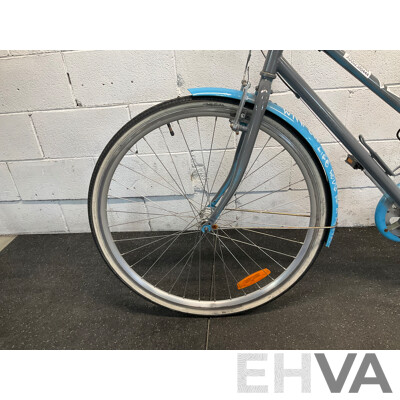 Blue and Gray Bike 7 Speed