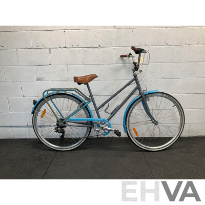 Blue and Gray Bike 7 Speed
