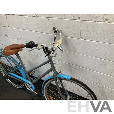 Blue and Gray Bike 7 Speed