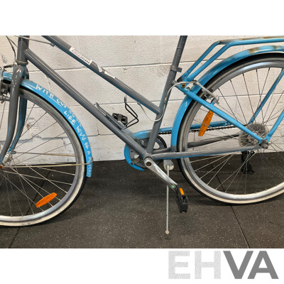 Blue and Gray Bike 7 Speed