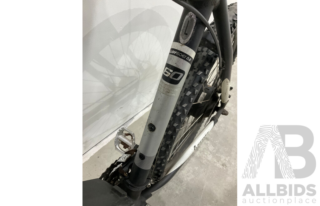 Scott Scale 60 Mountain Bike (48cm Frame)