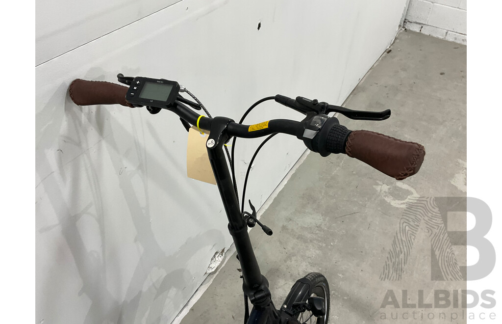 NCM Paris E-Bike (37cm Frame)