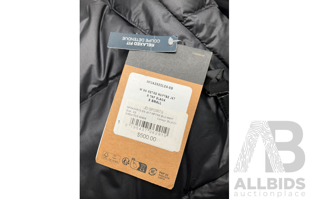 the NORTH FACE 96 Retro Nuptse Jacket Size XS