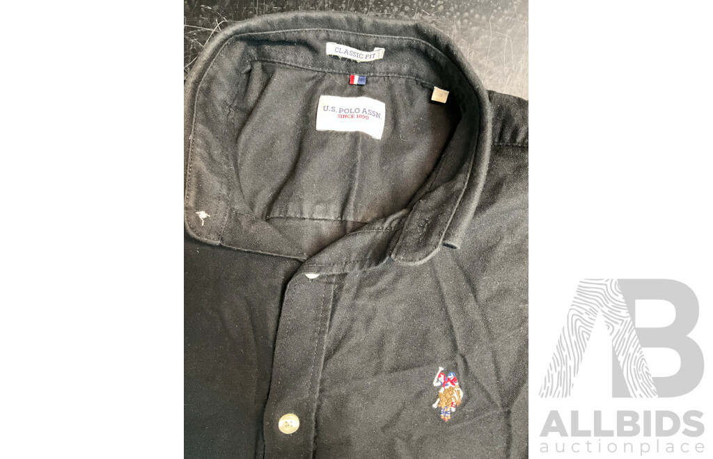 MOSCHINO Black Printed Polo Size 50, MOSCHINO Gray Teddy Bear Graphic Print T-Shirt Size 50 and U.S. Polo Short Sleeve Oxford Shirt in Black Size S - Lot of 3