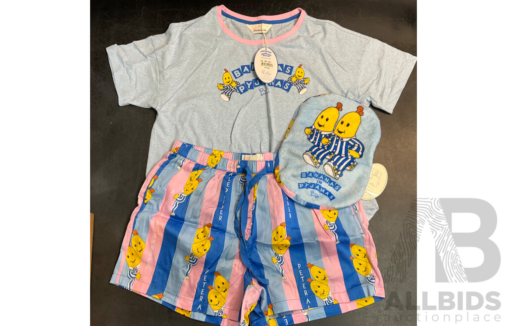 POLO Classic Fit Men's Polo Shirt - Size S & Peteralexander Bananas in Pyjamas Set - Size L - Lot of 2