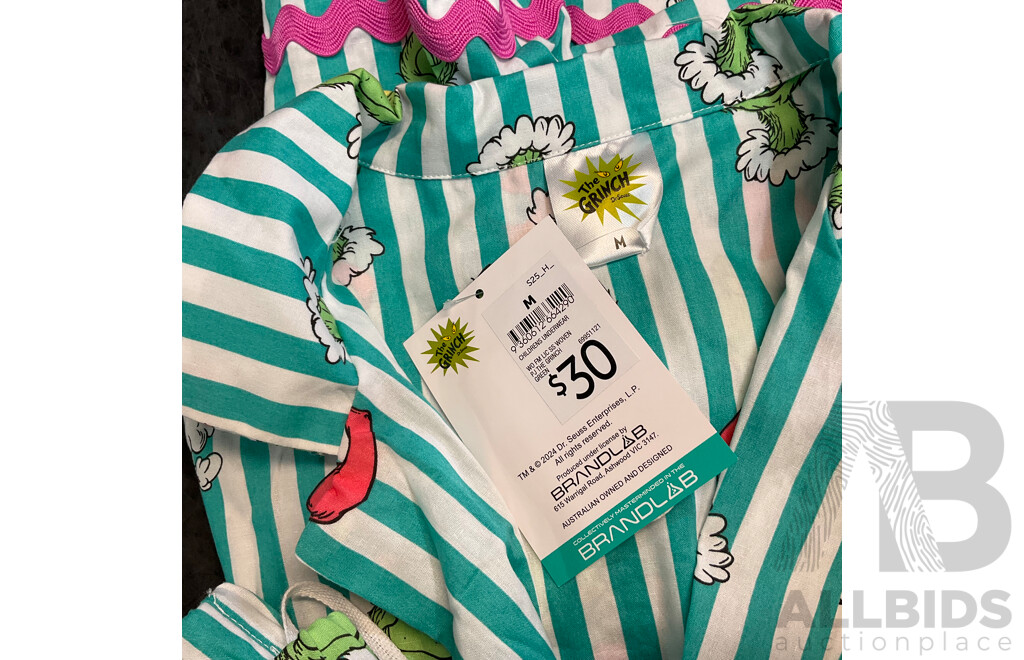 Assorted Women's Clothing Size M,10,12 - Lot of 11