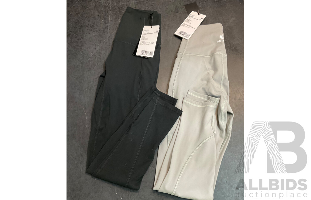 Assorted Women's Clothing Size M,10,12 - Lot of 11