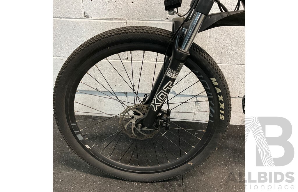 VALK Electric Bike (50cm Frame)