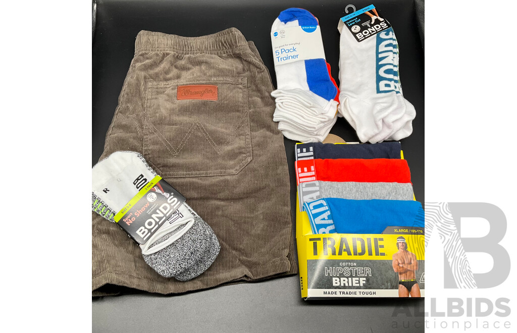 WRANGLER Shorts Size 32 and Assorted BONDS and Kmart Socks and TRADIE Briefs - Lot of 5