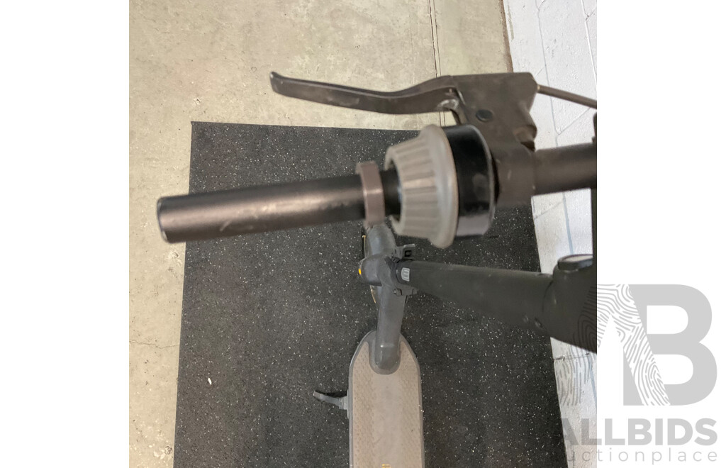 Ninebot KickScooter Max for Parts or Spares