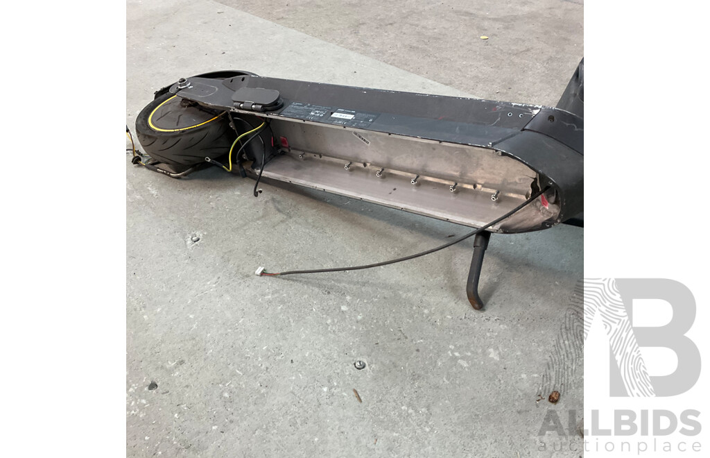 Ninebot KickScooter Max for Parts or Spares