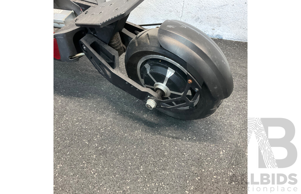 Unbranded Scooter for Parts or Spares