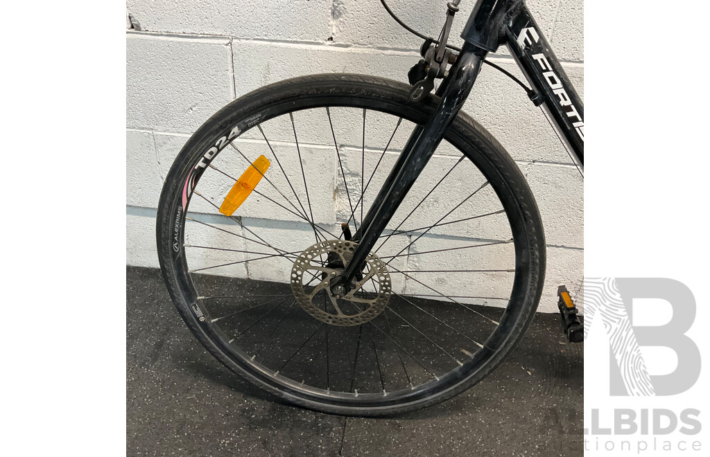 Fortis Mountain Bike (49cm Frame)