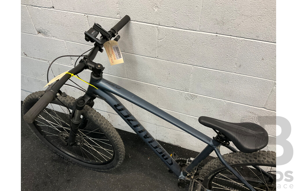 Specialized Pitch Mountain Bike (48cm Frame)