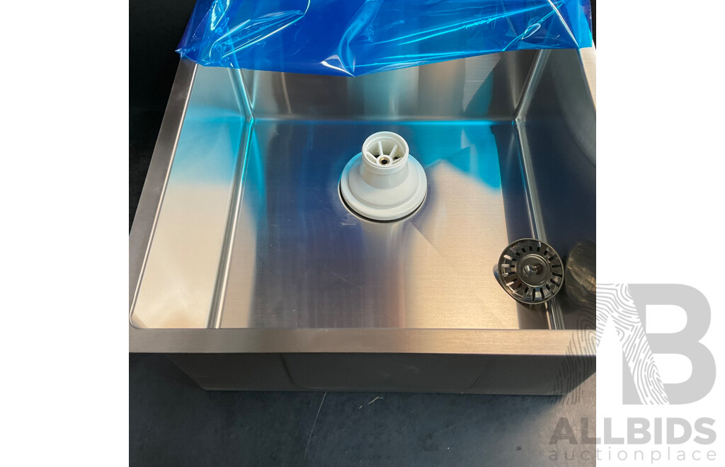 MACTIO SSL8T Handmade Stainless Steel Sink - ORP $190.00