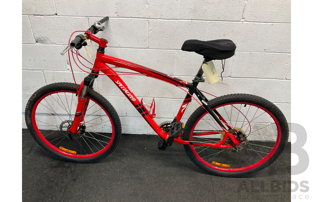 Specialized Hardrock Red Mountain Bike (49cm Frame)