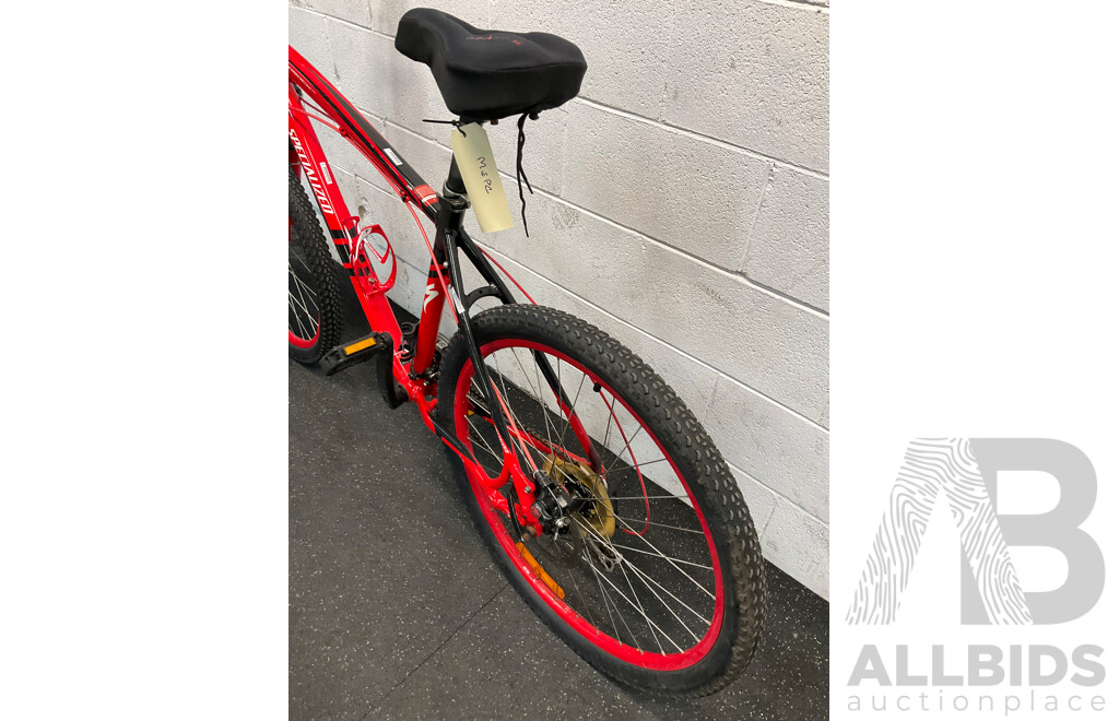 Specialized Hardrock Red Mountain Bike (49cm Frame)