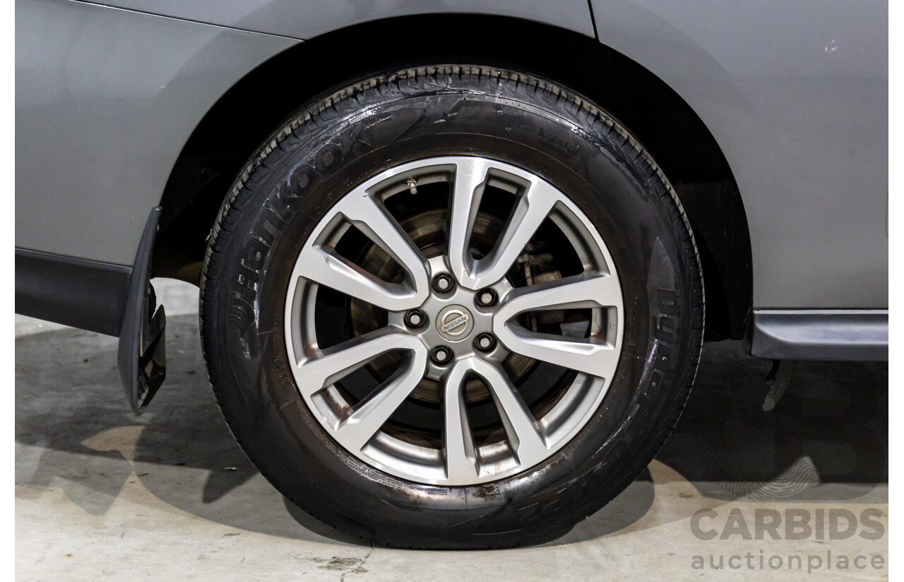 10/2016 Nissan Pathfinder ST (4x2) FWD R52 MY15 Upgrade 4d Wagon Gun Metallic Grey V6 3.5L - 7 Seater