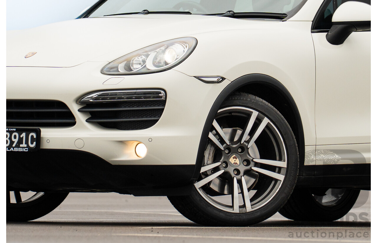 3/2011 Porsche Cayenne S (AWD) Series 2 4d Wagon White V8 4.8L