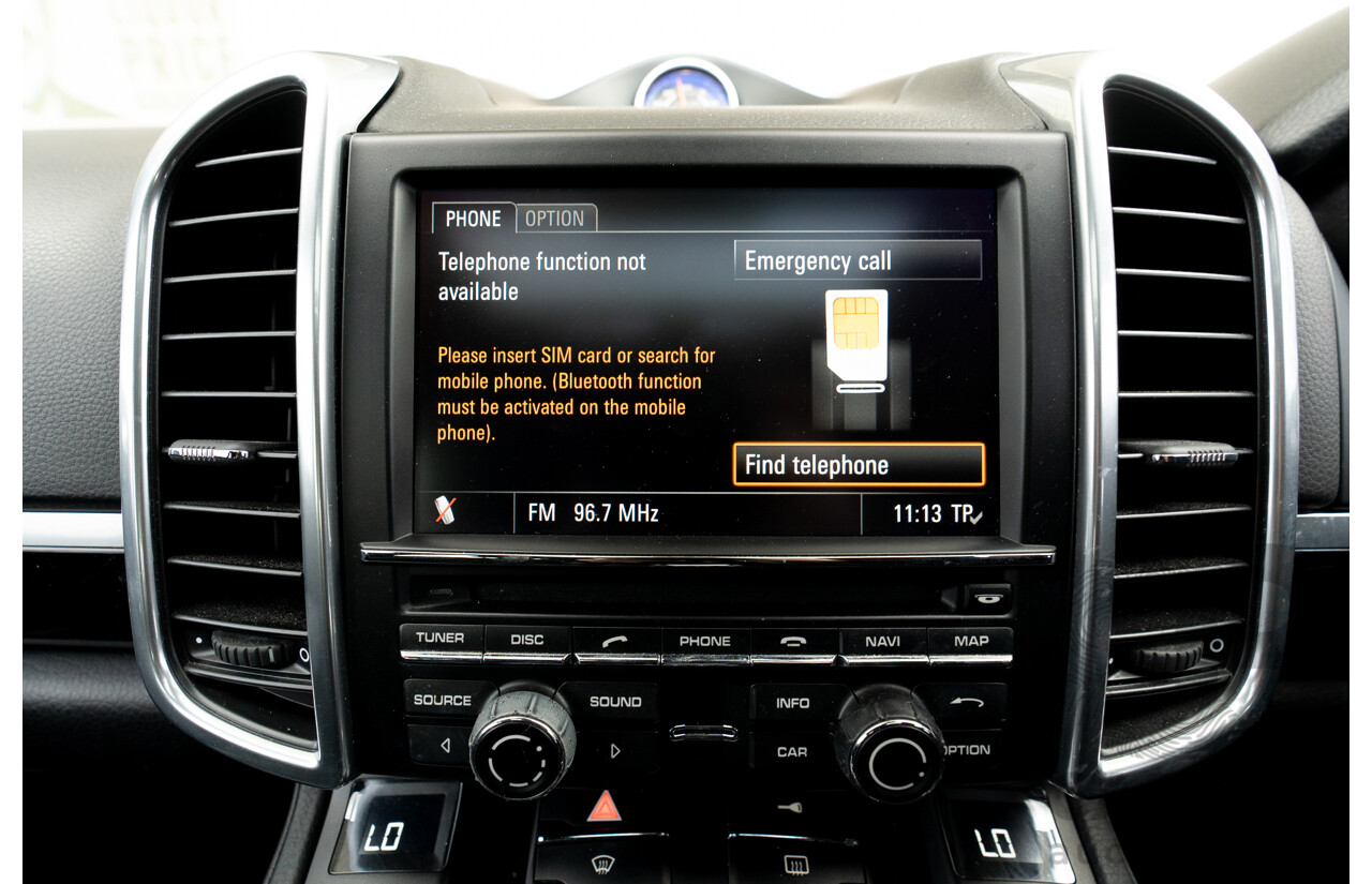 3/2011 Porsche Cayenne S (AWD) Series 2 4d Wagon White V8 4.8L