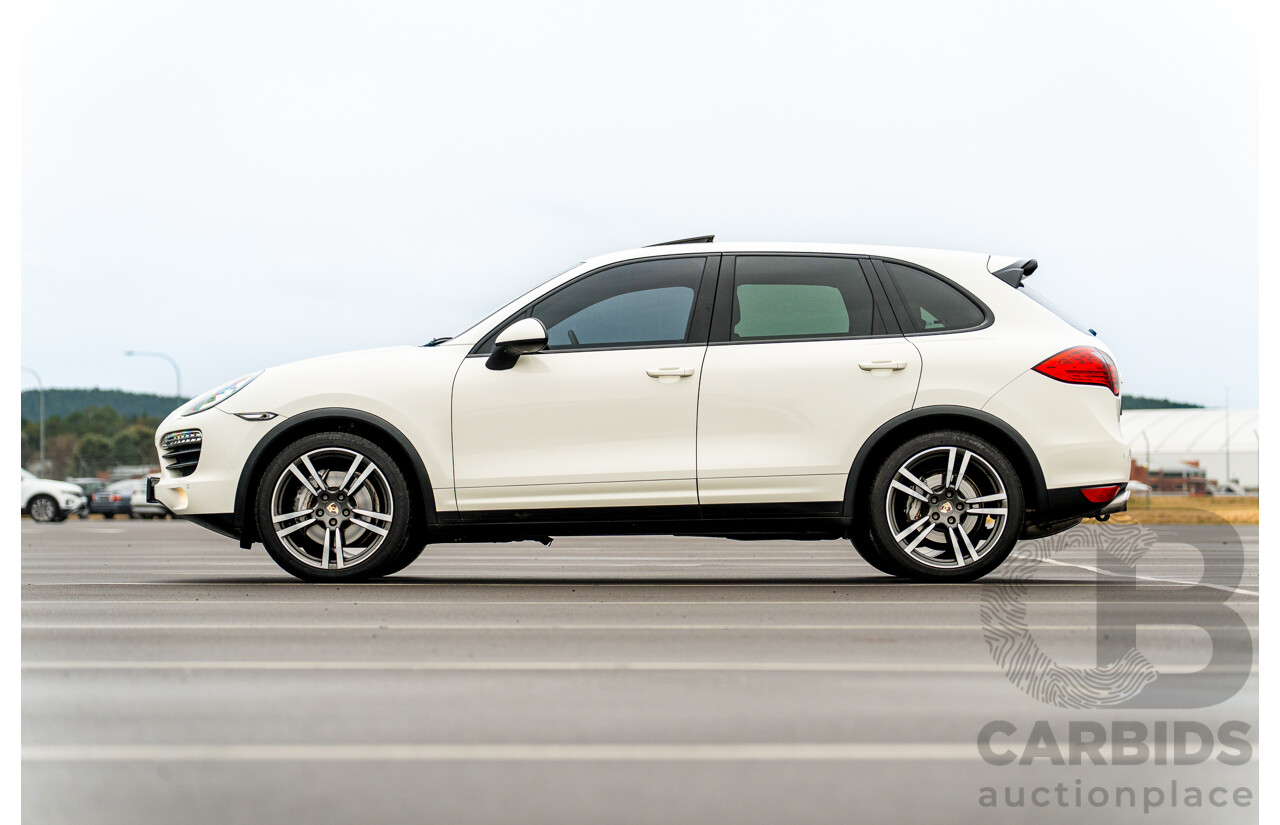 3/2011 Porsche Cayenne S (AWD) Series 2 4d Wagon White V8 4.8L