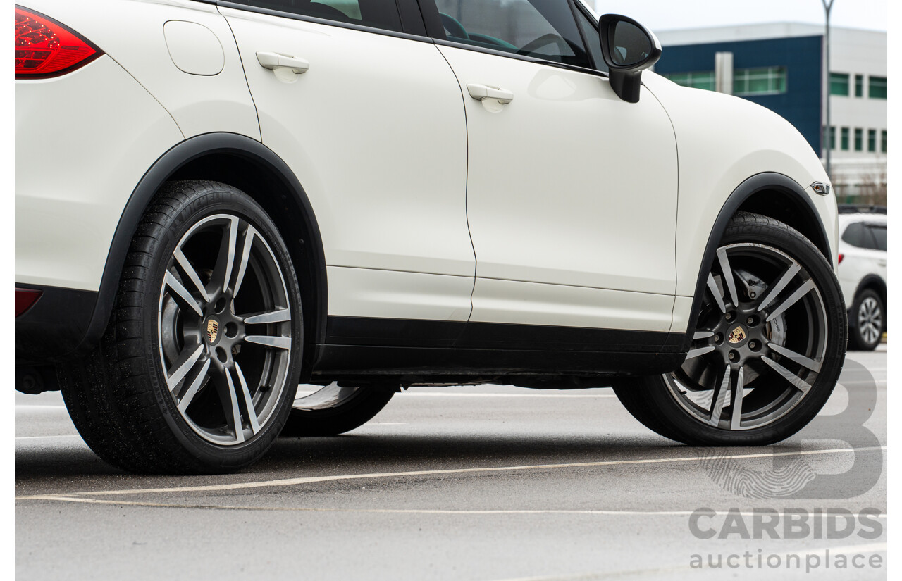 3/2011 Porsche Cayenne S (AWD) Series 2 4d Wagon White V8 4.8L