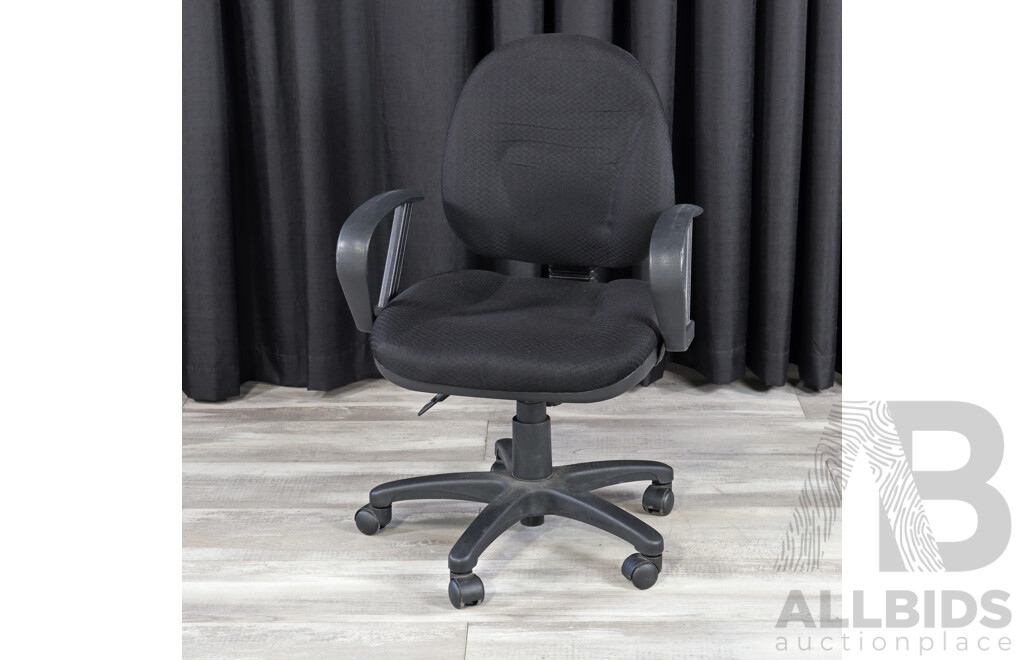 Modern Office Chair by Novak