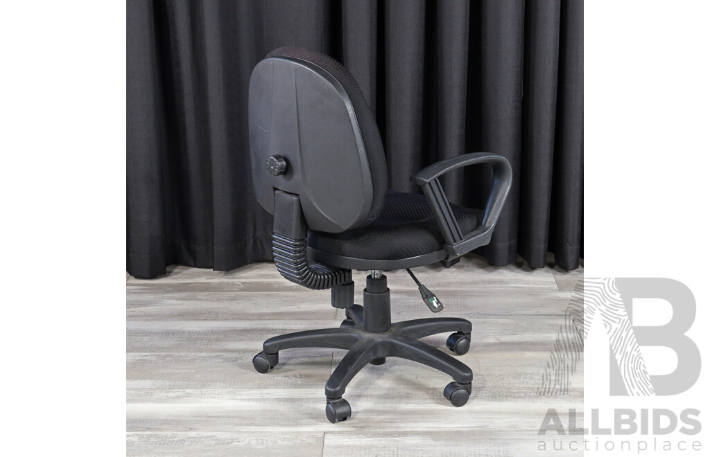 Modern Office Chair by Novak