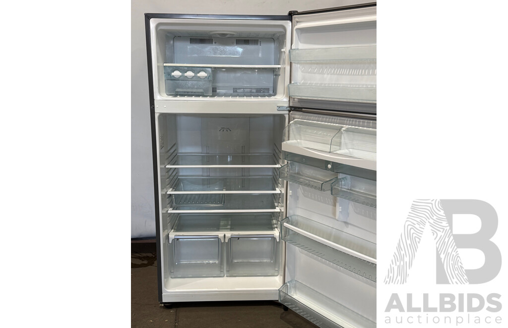 Westinghouse 520 Litre Stainless Steel Top Mount Fridge/Freezer