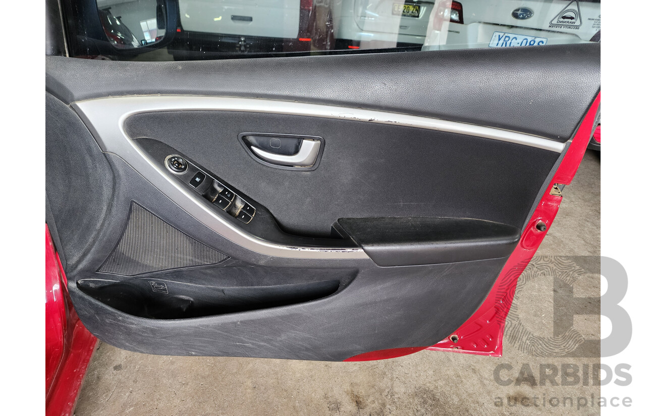 5/2013 Hyundai i30 Tourer Active 1.6 GDi GD 4d Wagon Red 1.6L