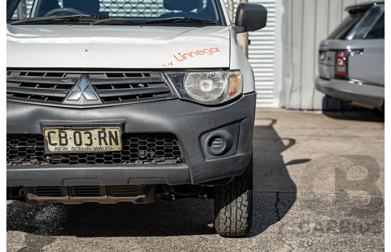 2/2014 Mitsubishi Triton GL MN MY14 Update C/Chas Solid White 2.4L