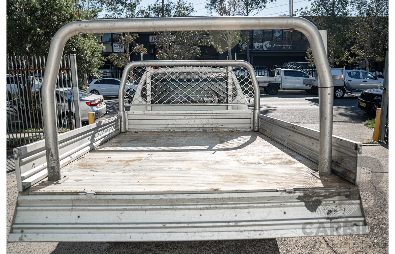 2/2014 Mitsubishi Triton GL MN MY14 Update C/Chas Solid White 2.4L