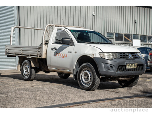 2/2014 Mitsubishi Triton GL MN MY14 Update C/Chas Solid White 2.4L