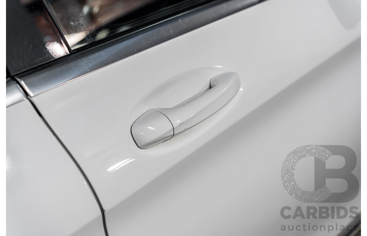 10/2014 Mercedes-Benz C200 Avantgarde 205 4d Sedan Polar White Turbo 2.0L