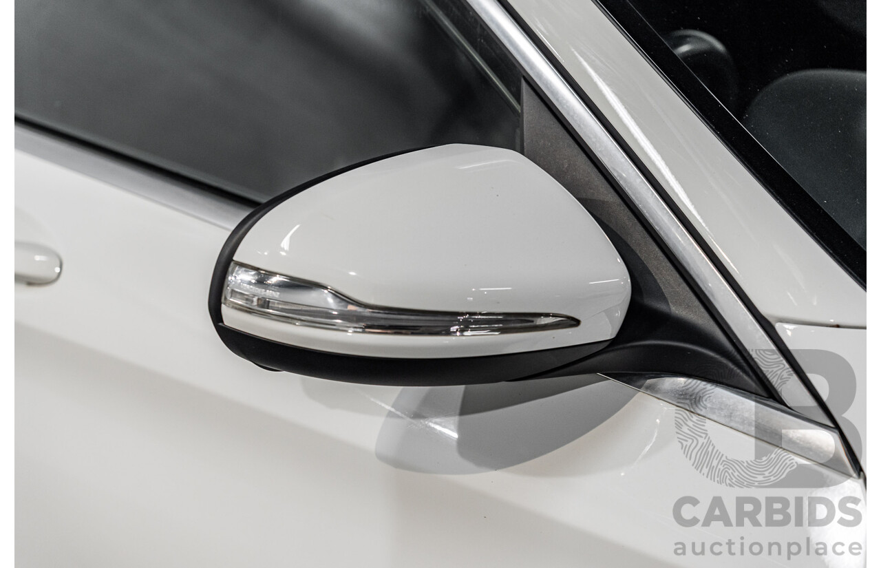 10/2014 Mercedes-Benz C200 Avantgarde 205 4d Sedan Polar White Turbo 2.0L