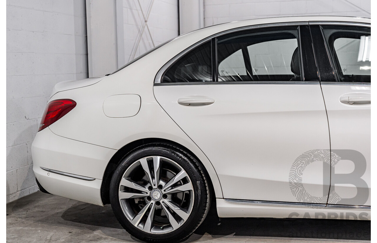 10/2014 Mercedes-Benz C200 Avantgarde 205 4d Sedan Polar White Turbo 2.0L