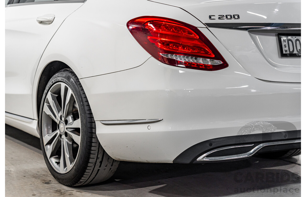 10/2014 Mercedes-Benz C200 Avantgarde 205 4d Sedan Polar White Turbo 2.0L