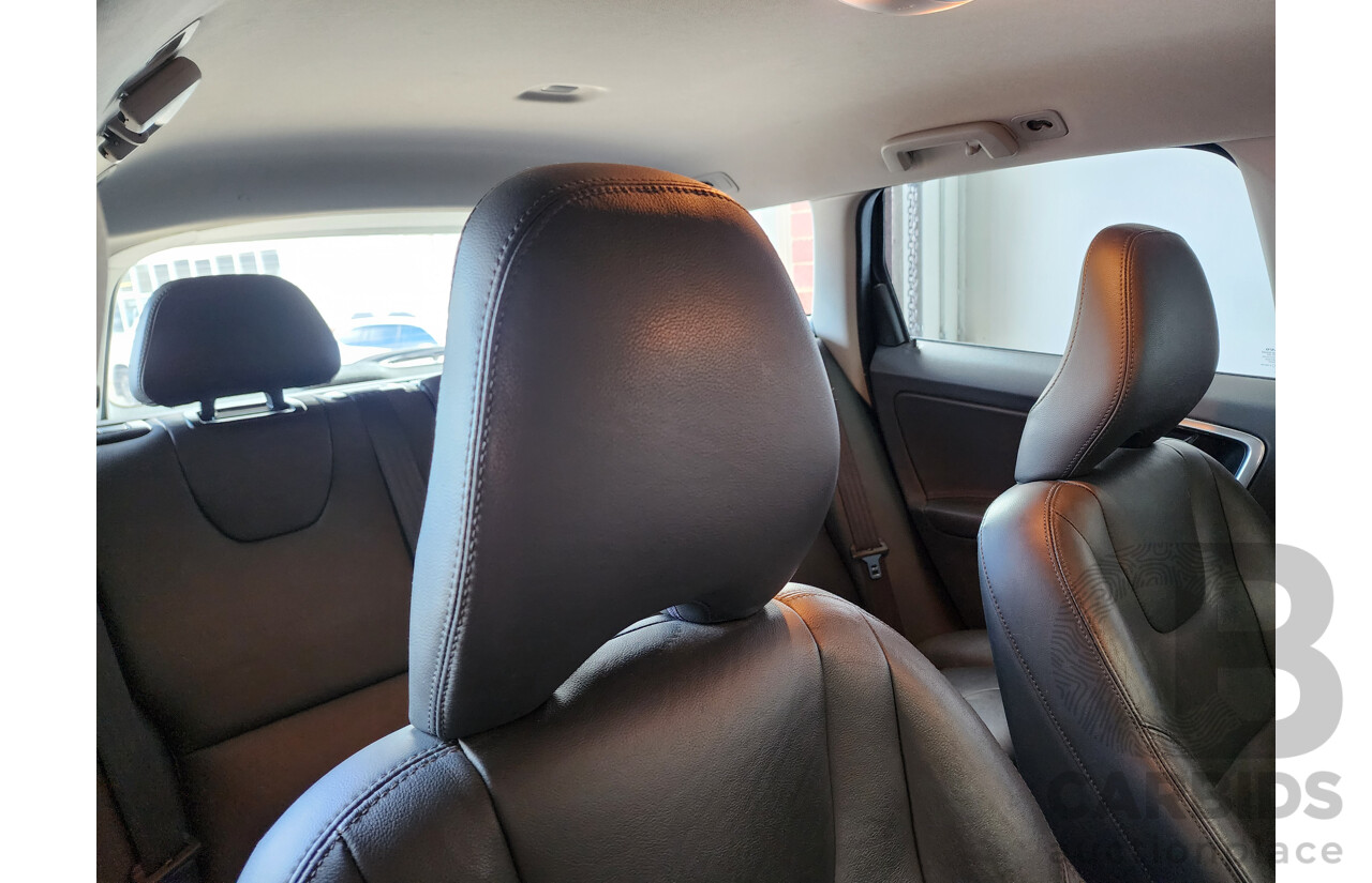 5/2015 Volvo Xc60 T5 Luxury DZ MY15 4d Wagon Grey 2.0L