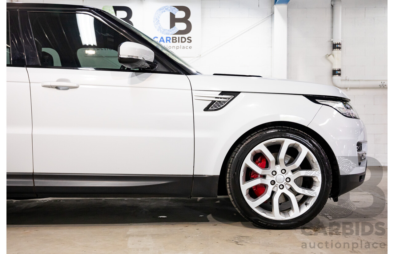 10/2017 Land Rover Range Rover Sport 3.0 SDV6 HSE (AWD) LW MY17 4d Wagon Yulong White Metallic/Santorini Black Turbo Diesel 3.0L