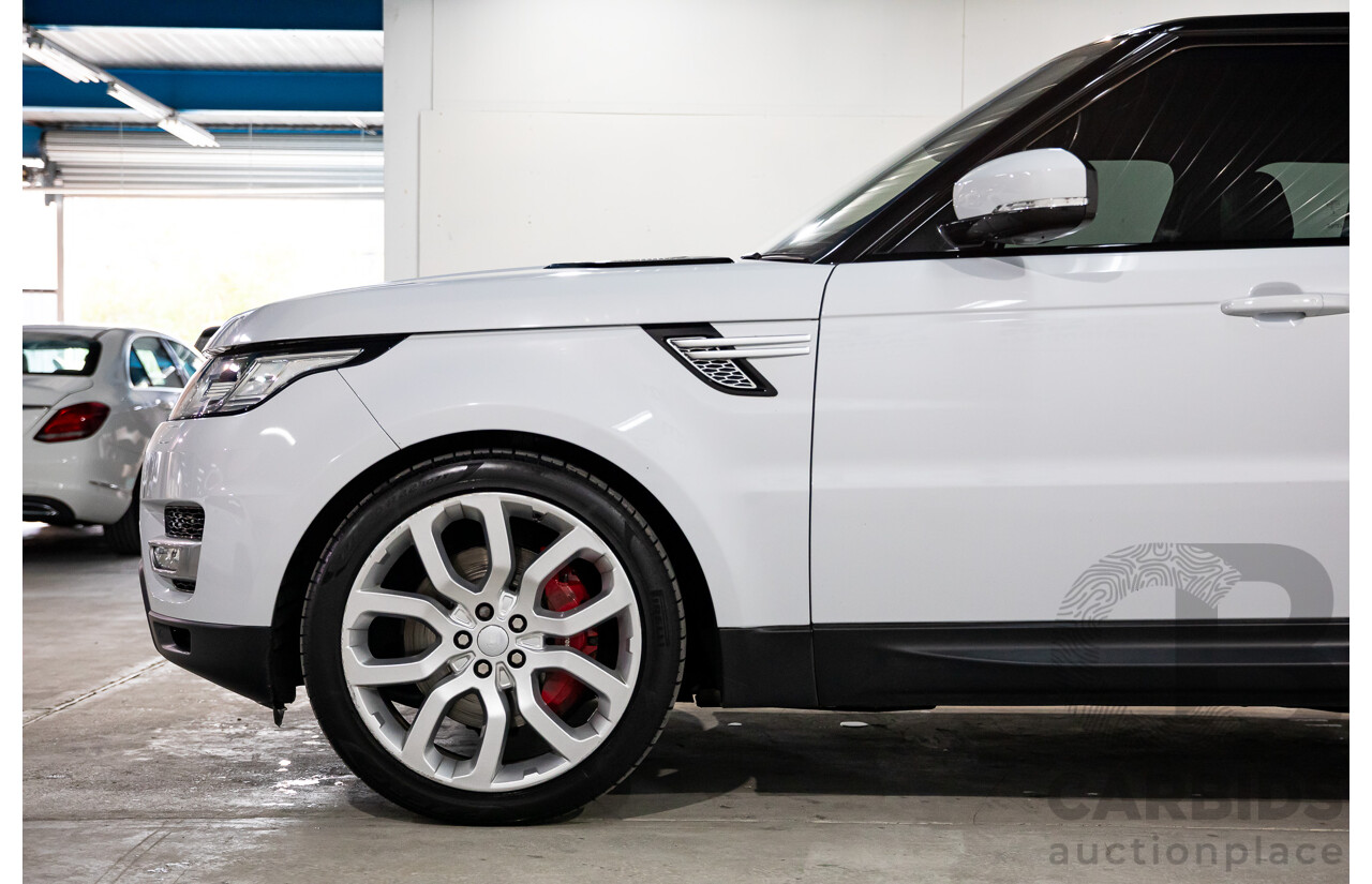 10/2017 Land Rover Range Rover Sport 3.0 SDV6 HSE (AWD) LW MY17 4d Wagon Yulong White Metallic/Santorini Black Turbo Diesel 3.0L