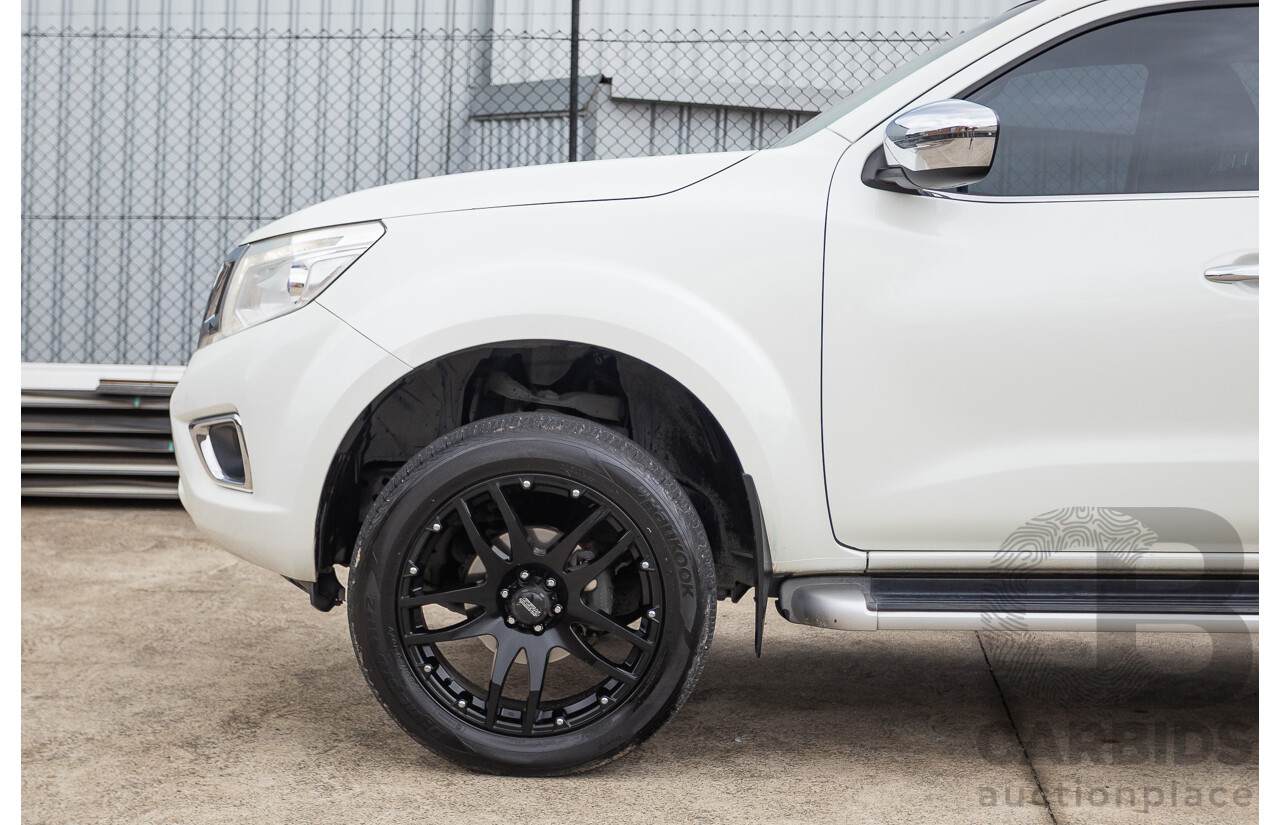 01/2016 Nissan Navara ST-X (4x4) NP300 D23 Dual Cab Utility White Diamond Turbo Diesel 2.3L