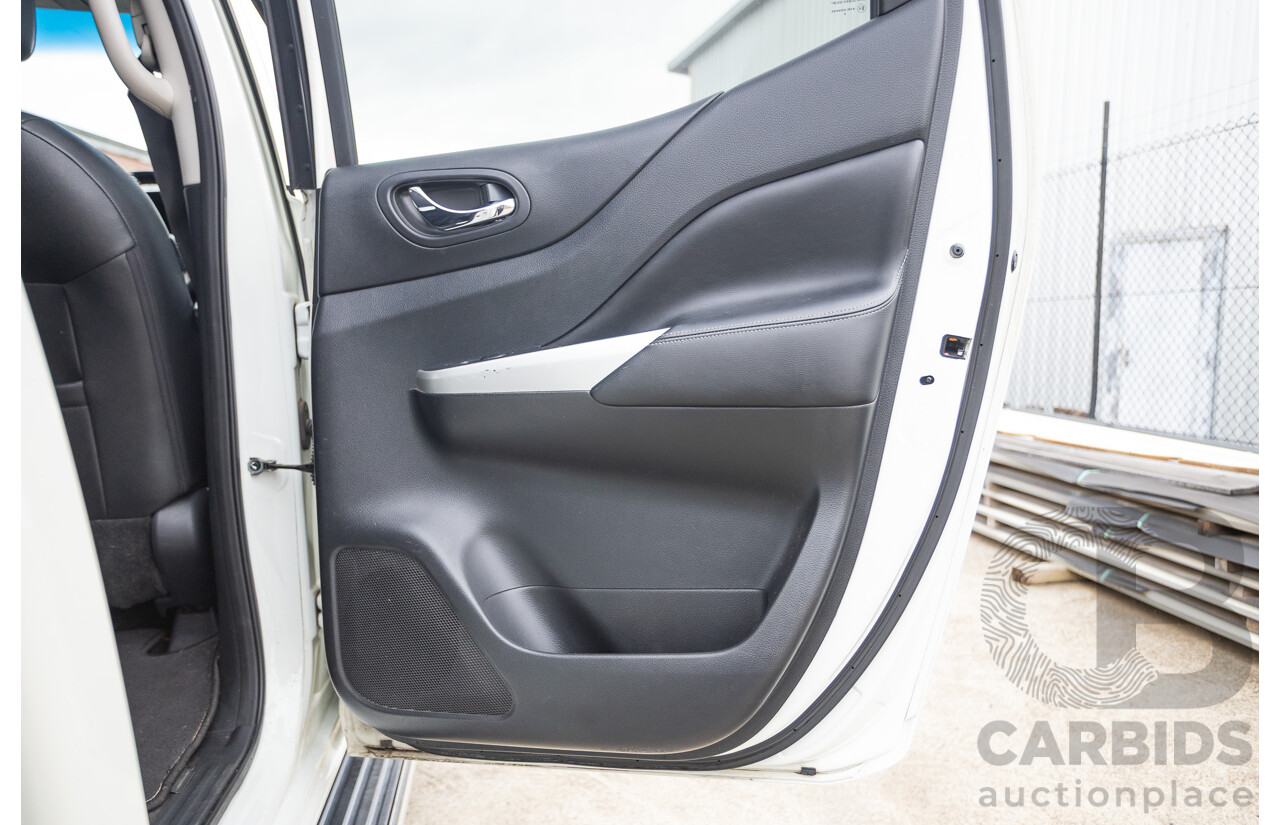 01/2016 Nissan Navara ST-X (4x4) NP300 D23 Dual Cab Utility White Diamond Turbo Diesel 2.3L