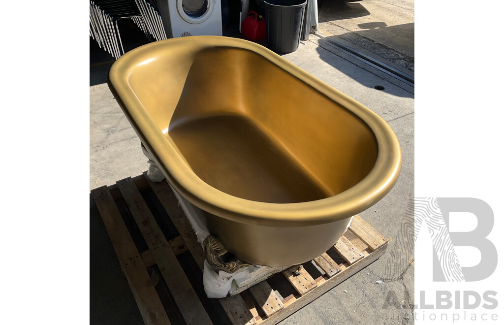 Golden Matte Finish Freestanding Bathtub