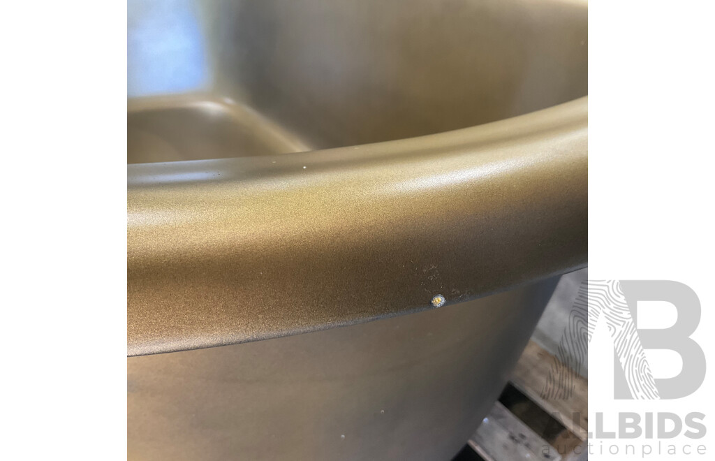 Golden Matte Finish Freestanding Bathtub