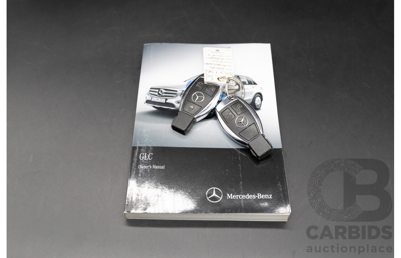12/2015 Mercedes-Benz GLC 220d 253 4d Wagon Tenorite Grey Metallic Turbo Diesel 2.1L