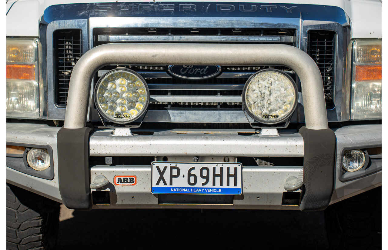 10/2008 Ford F250 XLT Lariat (4x4) RN Crew Cab P/Up Oxford White Twin Turbo Diesel - Powerstroke V8 6.4L