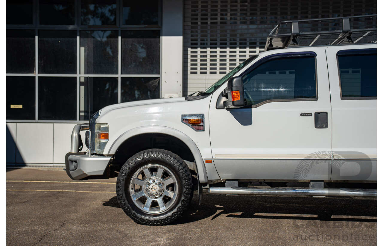 10/2008 Ford F250 XLT Lariat (4x4) RN Crew Cab P/Up Oxford White Twin Turbo Diesel - Powerstroke V8 6.4L
