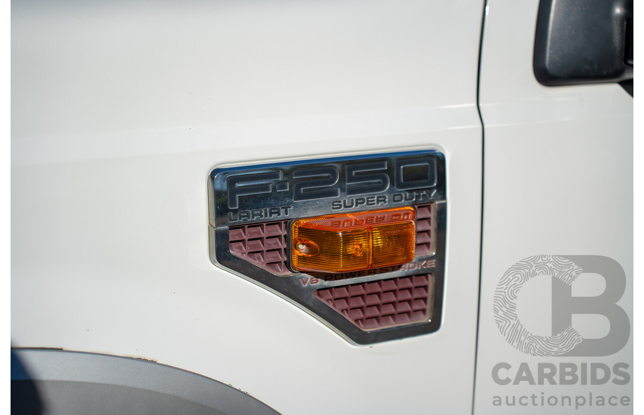 10/2008 Ford F250 XLT Lariat (4x4) RN Crew Cab P/Up Oxford White Twin Turbo Diesel - Powerstroke V8 6.4L