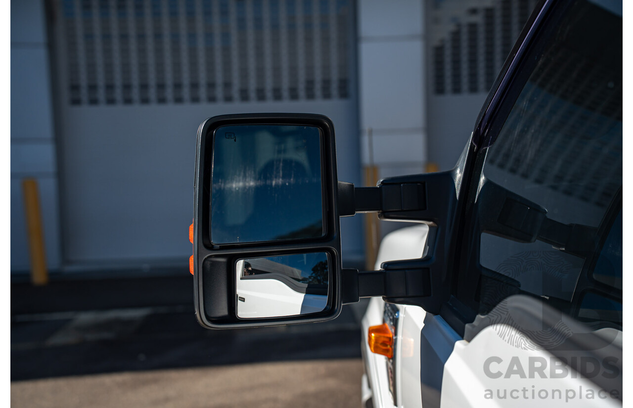 10/2008 Ford F250 XLT Lariat (4x4) RN Crew Cab P/Up Oxford White Twin Turbo Diesel - Powerstroke V8 6.4L